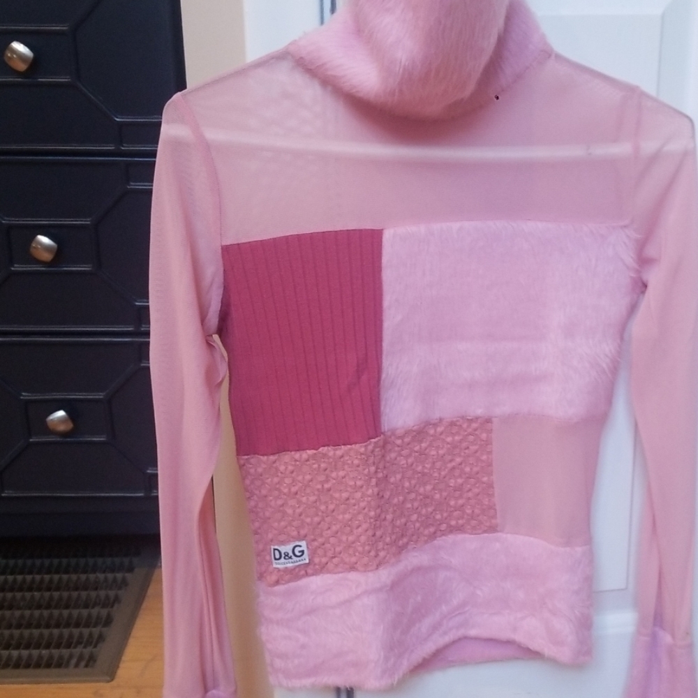 D&G mock/turtleneck